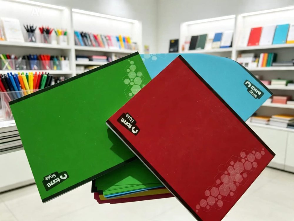 Cuaderno chico grapas cuadro chico c/u